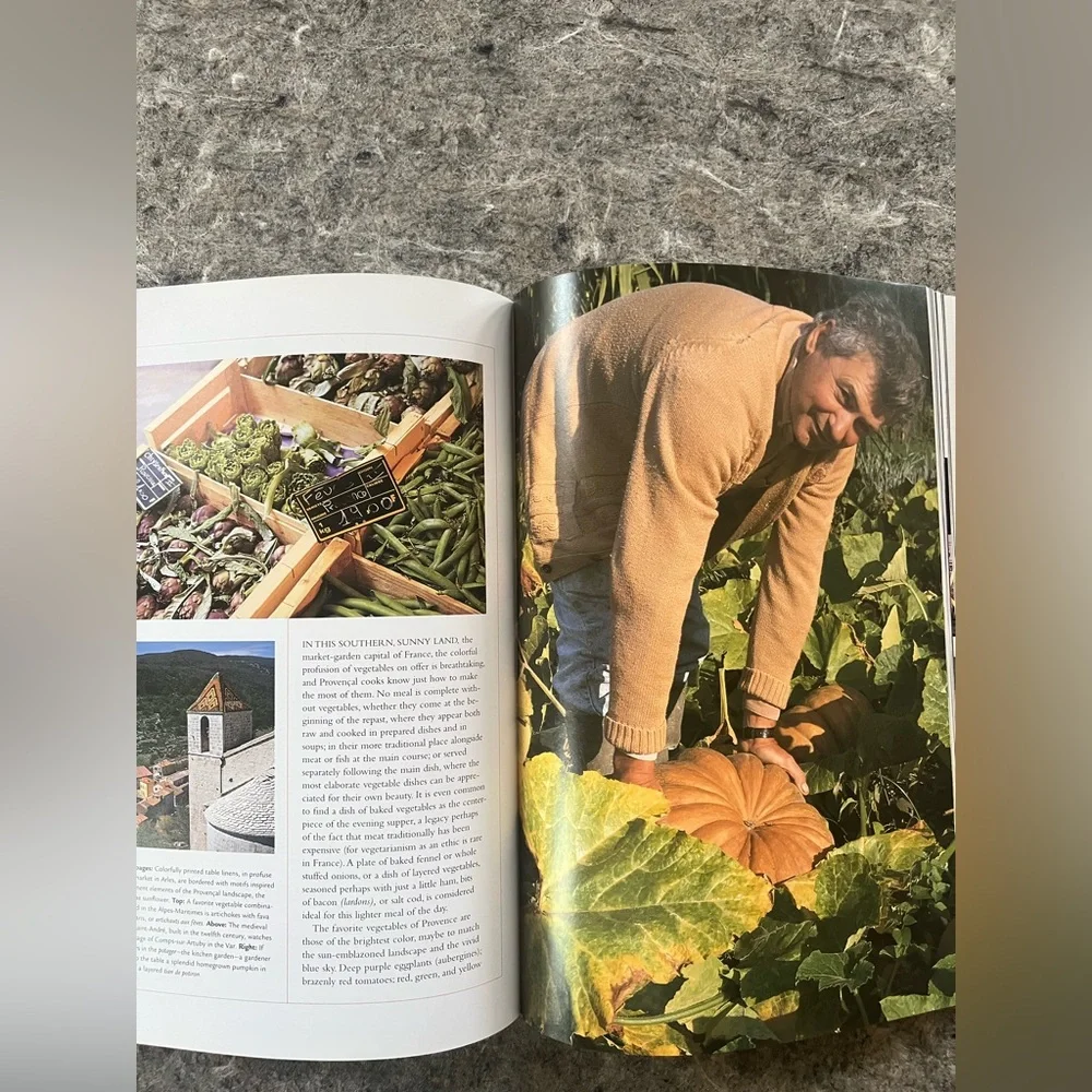 Savoring Provence, Cookbook from Williams Sonoma by Diane Holuigue